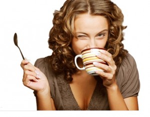 woman drinking coffee